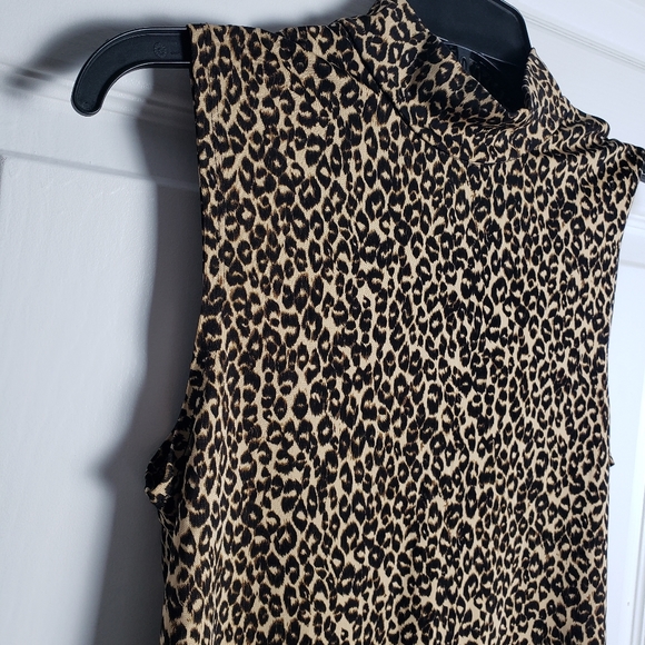 Ann Taylor High Neck Leopard Print Sleeveless Top - Picture 4 of 7